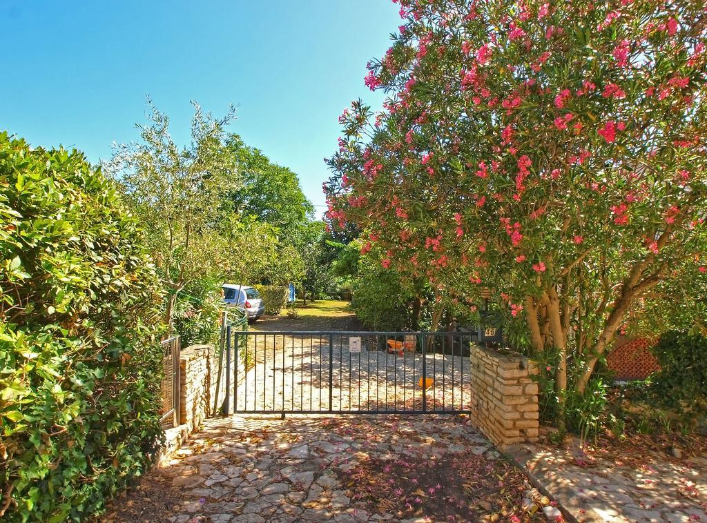 פרמנטורה Apartments Vlasta 1410 מראה חיצוני תמונה